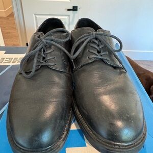 Classic Black Men's Leather Derbys